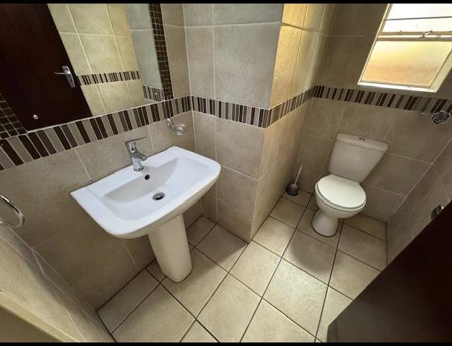 4 BEDROOM HOUSE FOR SALE IN EDLEEN